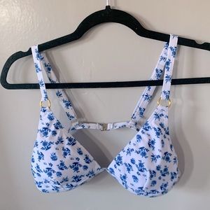 Bikini top with blue flowers